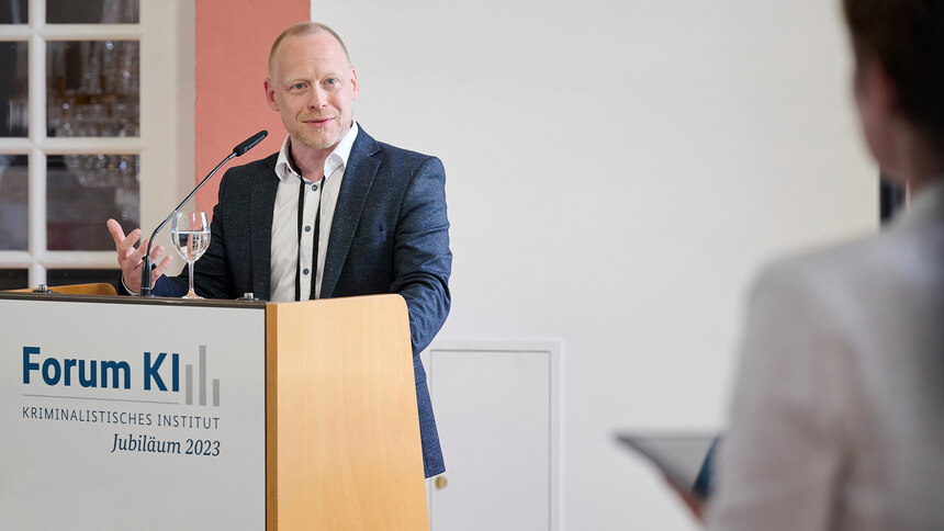 Dr. Christoph Meißelbach bei seinem Vortrag
