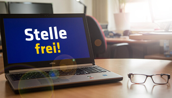 Laptop auf Schreibtisch