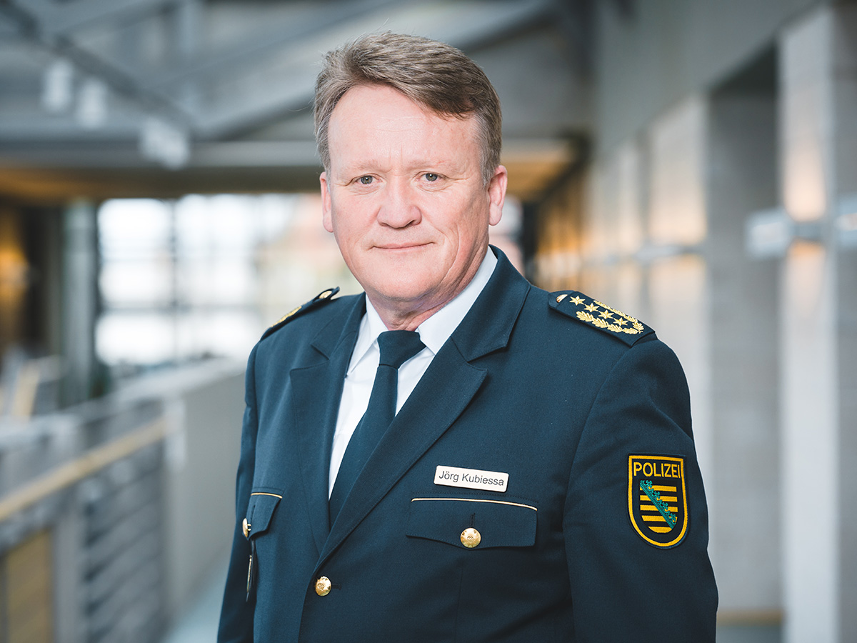 Landespolizeipräsident Jörg Kubiessa.