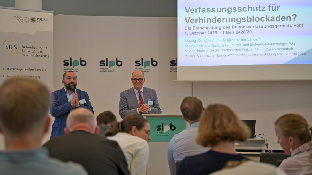 Prof. Dr. Henning Schwier und Prof. Dr. Christoph Enders